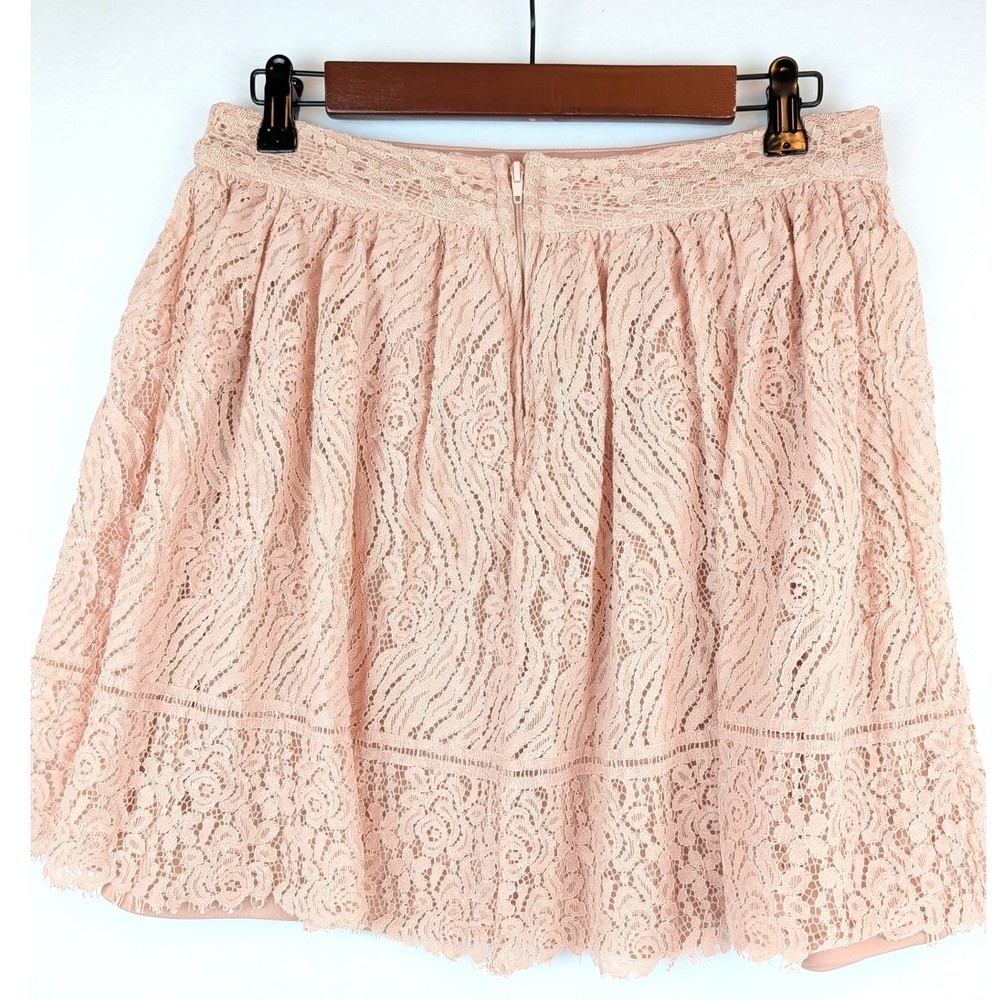 Xhilaration Pink Floral Lace Mini Skirt Scalloped Hem Blush Pink Color Medium